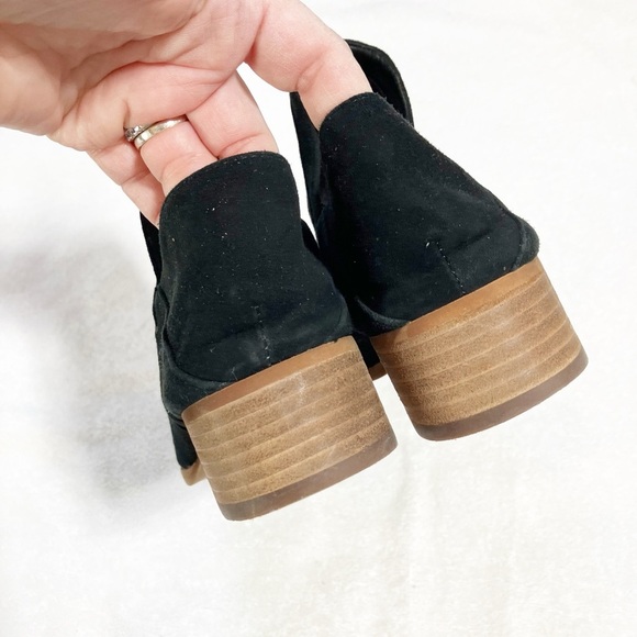 Vince Camuto 🔥SALE🔥 black suede perforated versatile booties Sz 8.5/39 - Picture 7 of 8